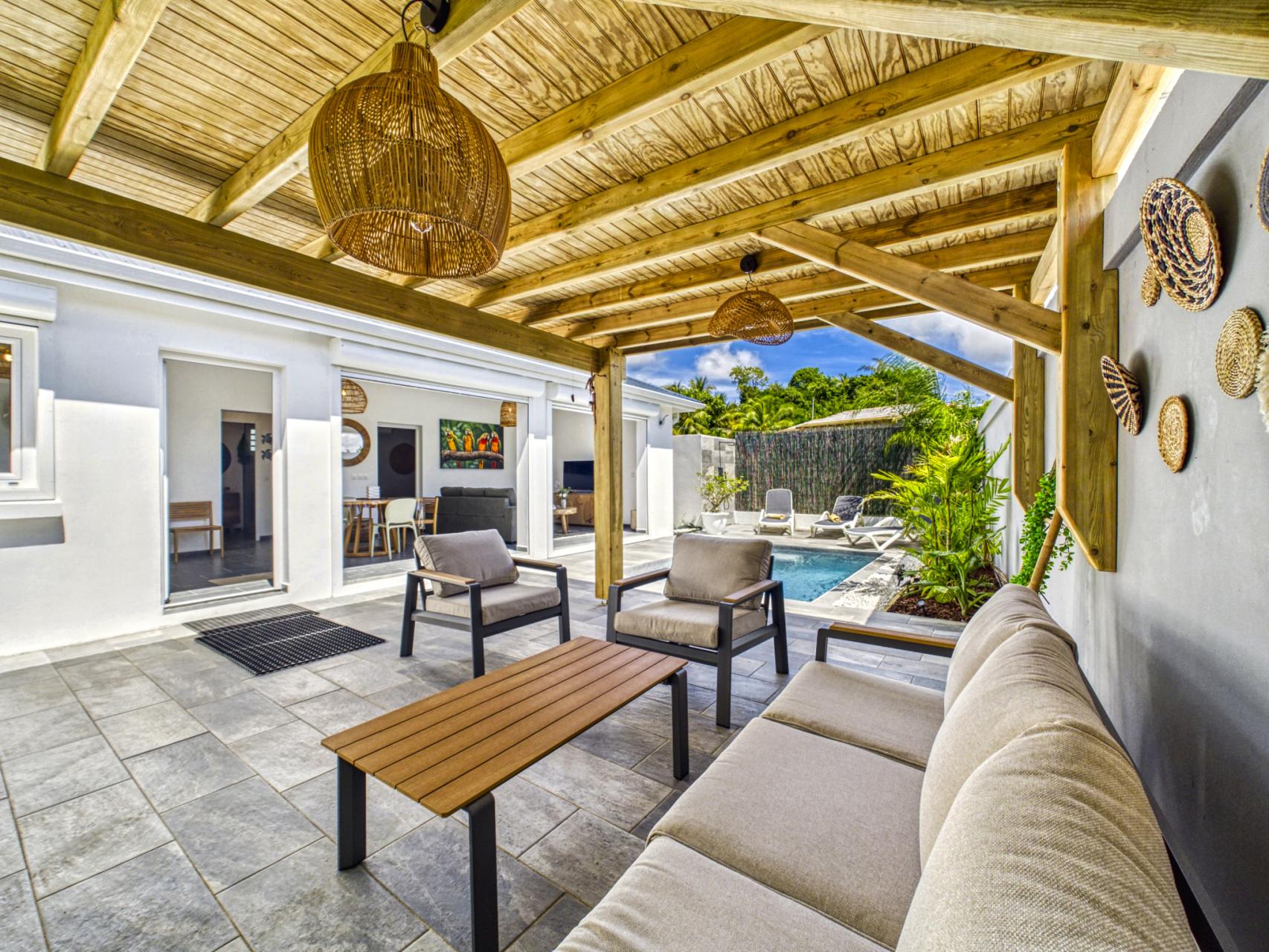 2.Guadeloupe Saint-François- location villa 4 peorsnnes-piscine